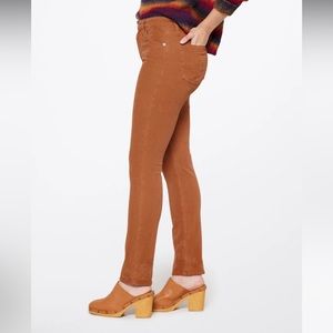 NWT AG Adriano Goldschmied Mari Straight Corduroy Size 2